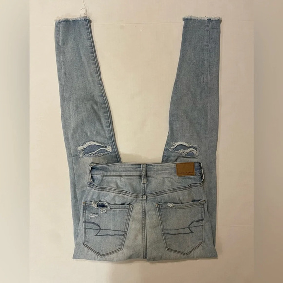 American Eagle Next Level Stretch Distressed Jeans Size 2 Long - Picture 6 of 10